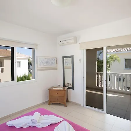 Your Dream Holiday With Private Pool In Most Exclusive Neighbourhood 1382 فيلة *