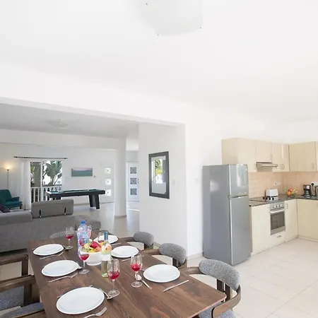 Villa Your Dream Holiday With Private Pool In Most Exclusive Neighbourhood 1382