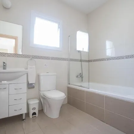 Your Dream Holiday With Private Pool In Most Exclusive Neighbourhood 1382 Vilă Ayia Napa